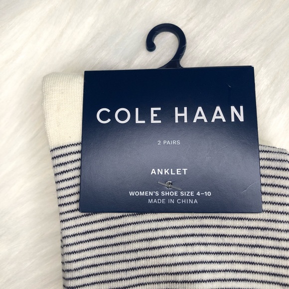 Cole Haan Anklet Socks 2 pack - Picture 4 of 4